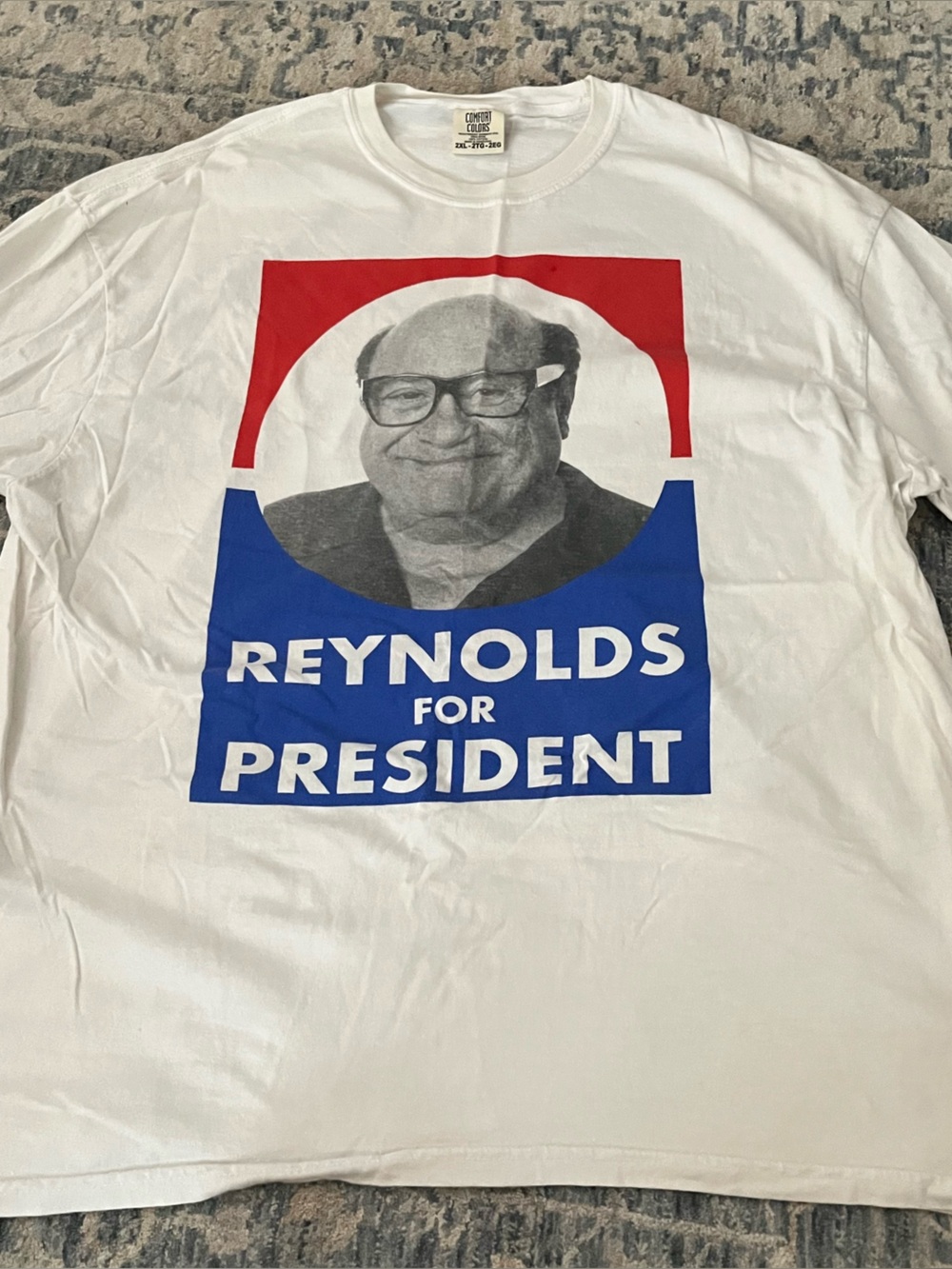 White Graphic 'Reynolds for President' T-Shirt